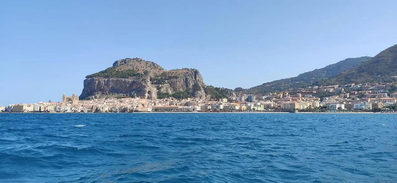 Fiamma Apartment Cefalu