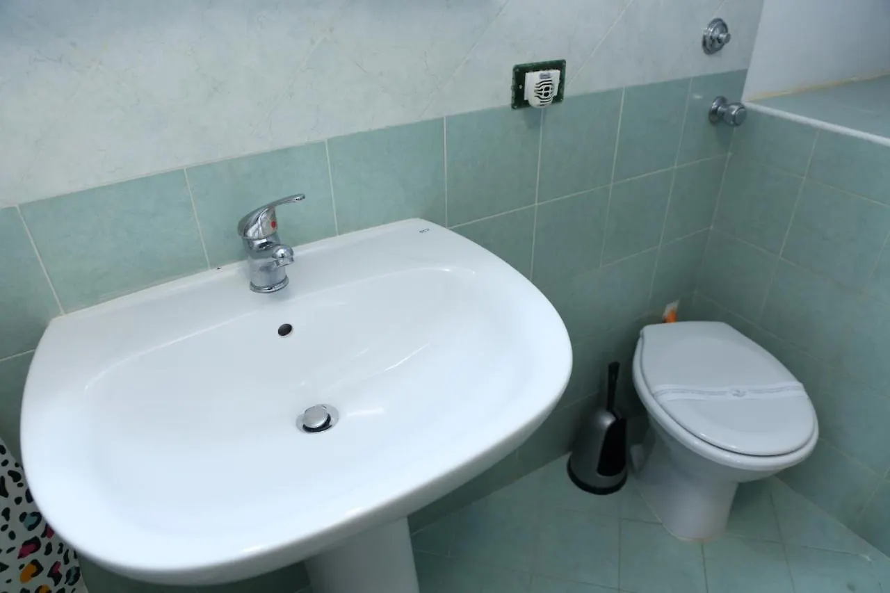 Fiamma Apartment Cefalu 0*,